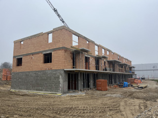 photo273t.jpg