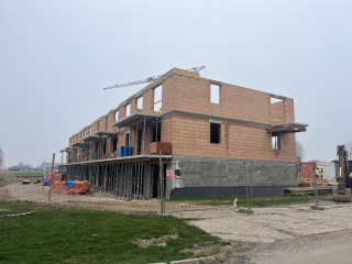photo274t.jpg